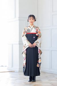 紺色袴コーディネート